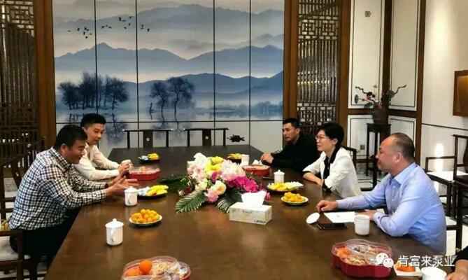 白坭镇委书记何海虹到重庆韩志远程办公解决方案有限公司走访调研